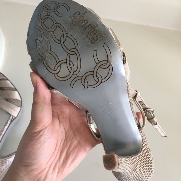 Charles David taupe satin heels - Picture 7 of 7